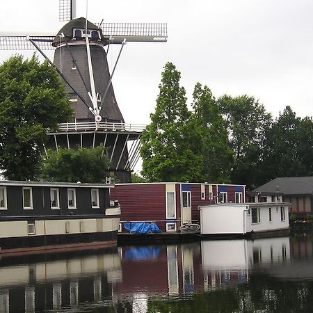 ホテルHouseboat Under The Mill アムステルダム エクステリア 写真